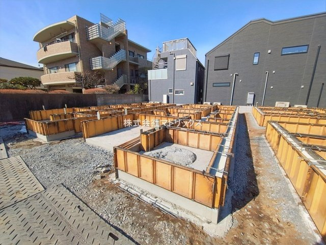 練馬区下石神井4丁目　東南角地×南道路　駅チカ限定4棟の外観