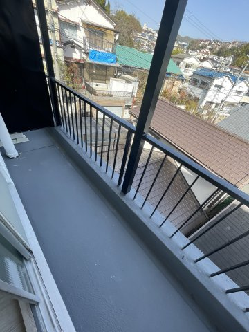 ヴァンクール高東町のバルコニー