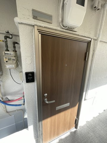 ヴァンクール高東町の玄関