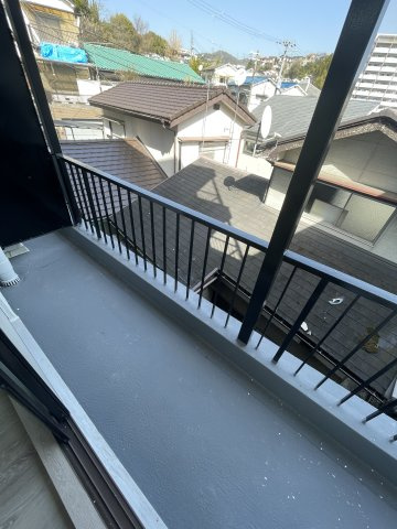 ヴァンクール高東町のバルコニー