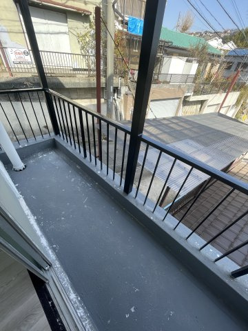 ヴァンクール高東町のバルコニー