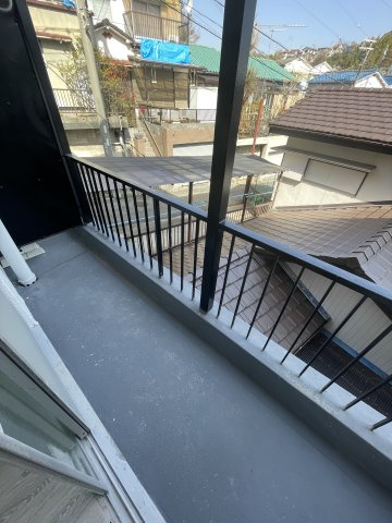 ヴァンクール高東町のバルコニー