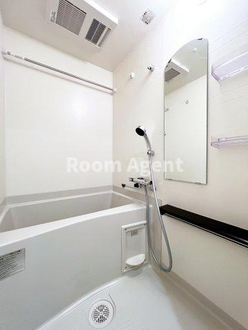 プレサンス名駅南エディフィスの浴室