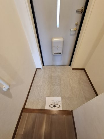 エドモンドヒルズ夙川の玄関