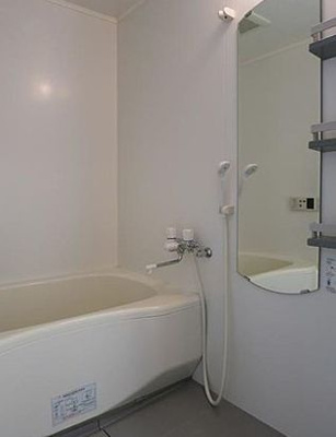 【浴室】 | レヴィーナ東京八重洲通り | ゆったり過ごせるお風呂です