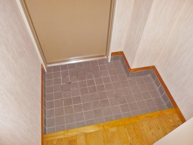 メゾンサンテピエスの玄関|広めの玄関スペースです！