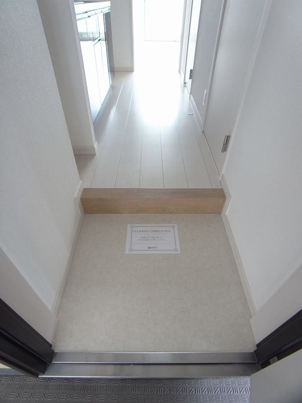 リブリ・Platinumの玄関