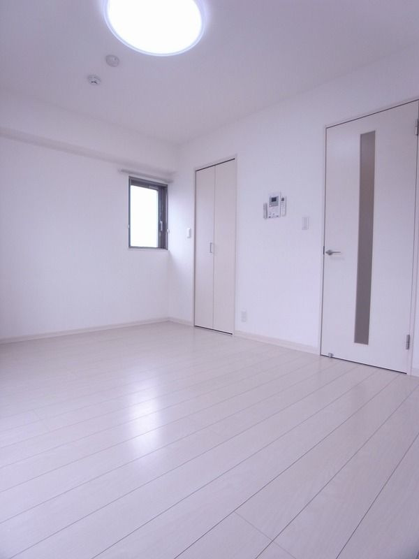 リブリ・Platinumの洋室