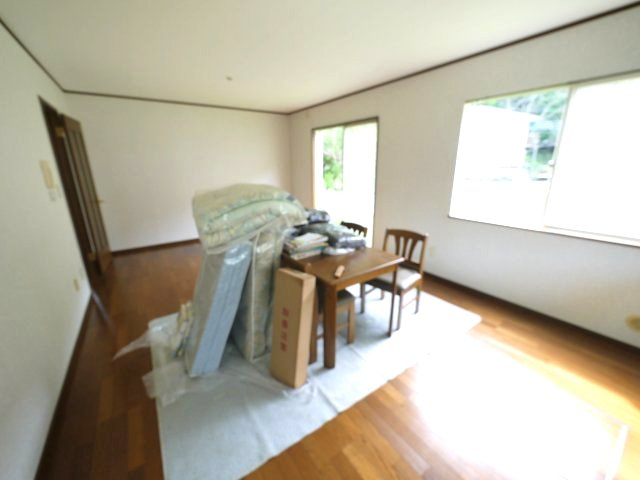 山武市森　中古戸建の居間・リビング|平成21年1月築 敷地約113坪家庭菜園が可能です3LDK 内装一部リフォーム済み自然豊かな分譲地内
