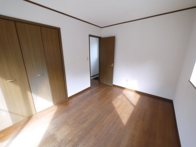 山武市森　中古戸建の洋室|平成21年1月築 敷地約113坪家庭菜園が可能です3LDK 内装一部リフォーム済み自然豊かな分譲地内
