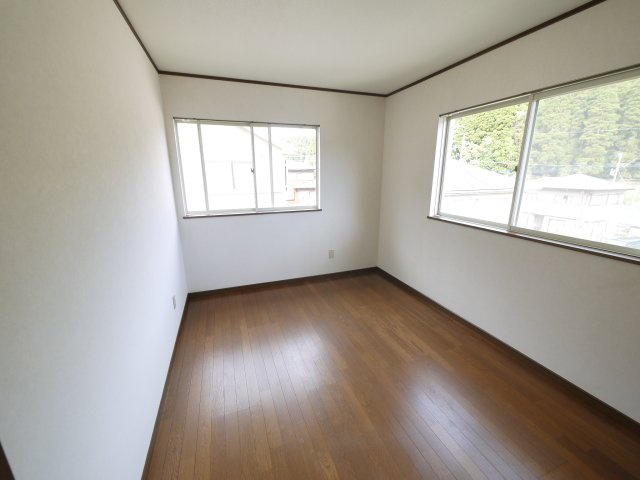山武市森　中古戸建の洋室|平成21年1月築 敷地約113坪家庭菜園が可能です3LDK 内装一部リフォーム済み自然豊かな分譲地内