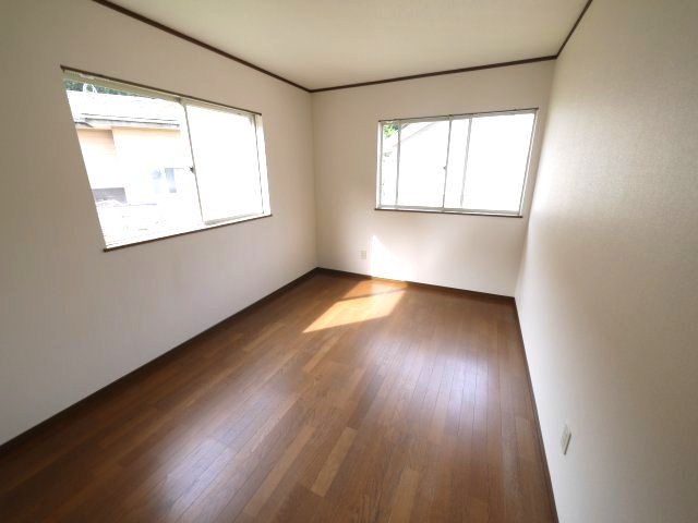 山武市森　中古戸建の洋室|平成21年1月築 敷地約113坪家庭菜園が可能です3LDK 内装一部リフォーム済み自然豊かな分譲地内