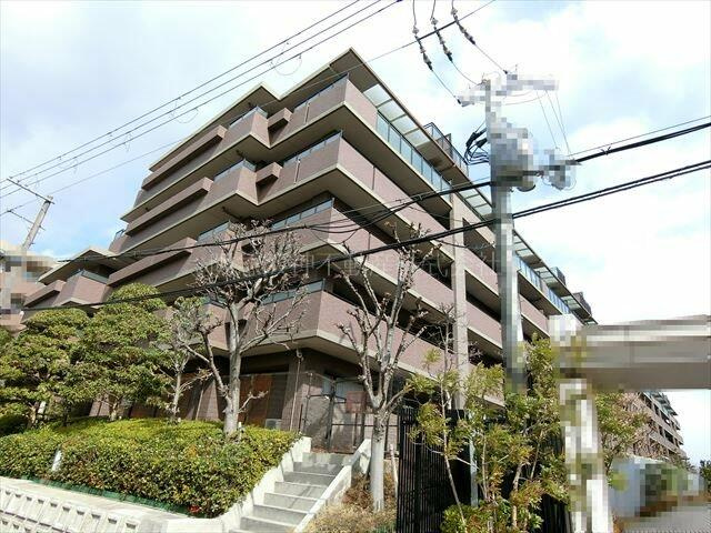 ステイツ北千里セントステージの外観