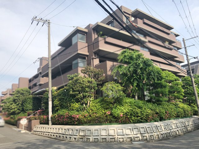 ステイツ北千里セントステージの外観