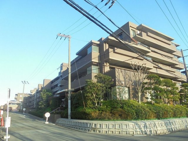 ステイツ北千里セントステージの外観