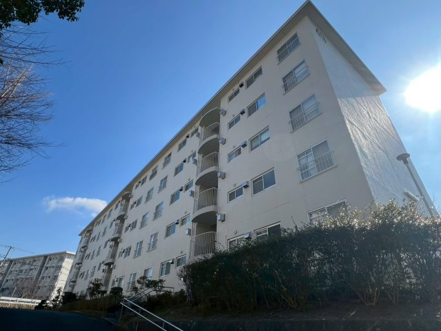 神陵台東住宅49号棟