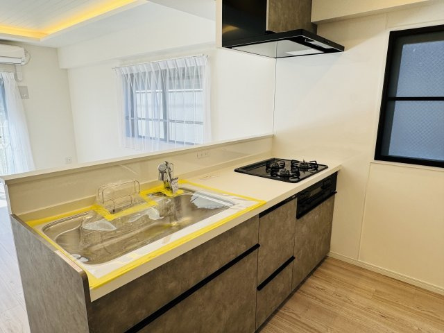 ダイアパレス京王堀之内壱番館のキッチン|～新規交換済、使い勝手の良いシステムキッチン～