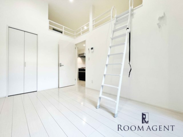 レヴレジールの居間・リビング|※類似写真です