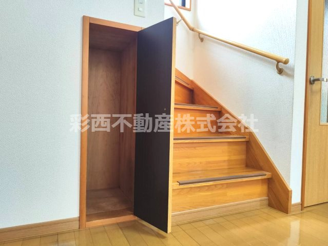 東藤沢5丁目中古戸建～リフォーム中ですの収納