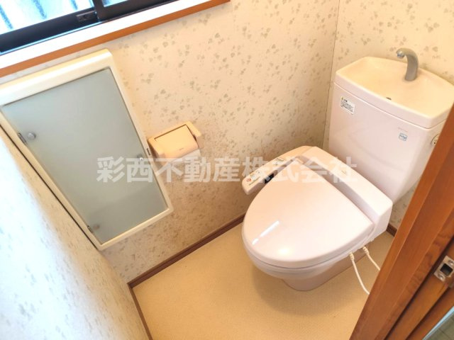 東藤沢5丁目中古戸建～リフォーム中ですのトイレ