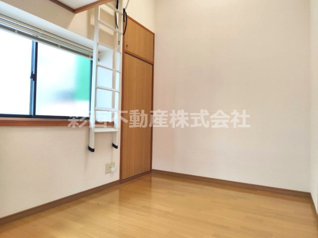 東藤沢5丁目中古戸建～リフォーム中ですの洋室