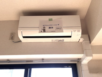 【設備】 | ベルフォーレ新百合ヶ丘 | 暑い夏や寒い冬に大活躍！リビングダイニングキッチンにあるエアコンです☆冷暖房完備で1年中快適に過ごせます♪