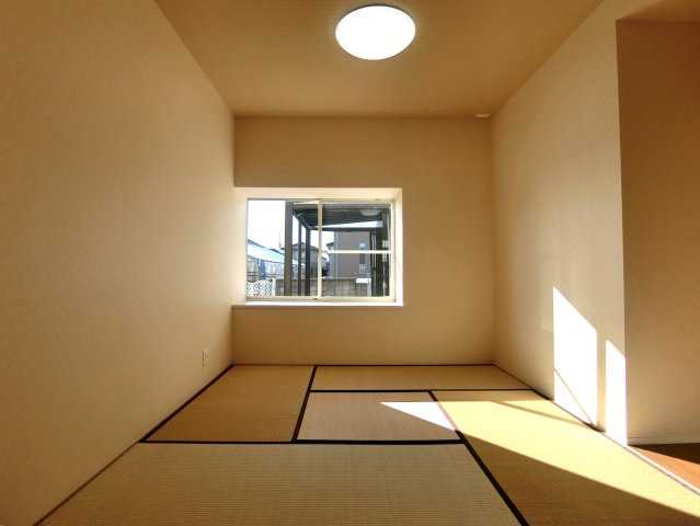 新発田市富塚町2丁目の和室