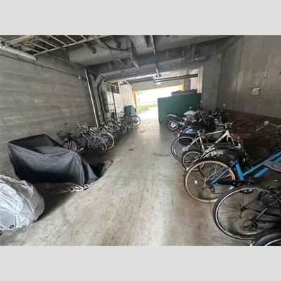 【その他共用部分】 | ハーバーハウス大阪 | 駐輪場です