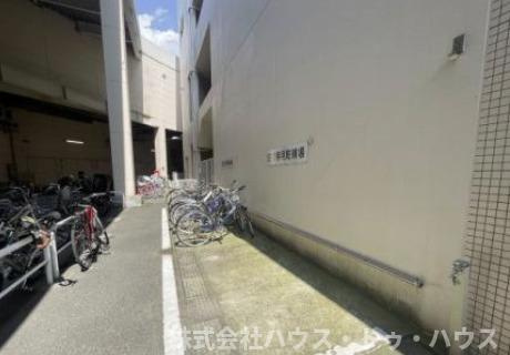 ヴィラモラージュのロビー