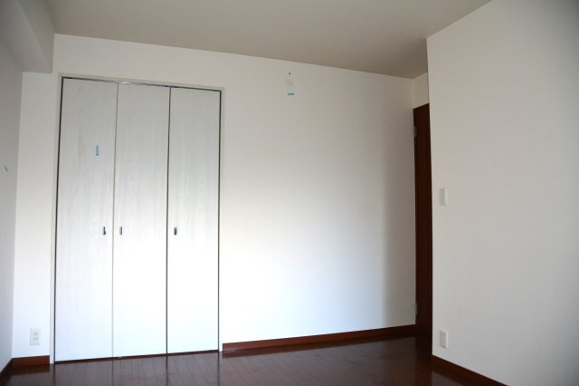 【洋室】 | サーパス新立岩