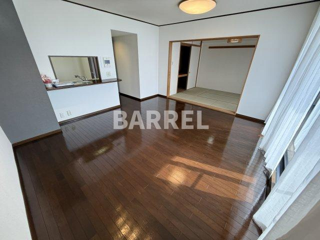 ステイツ豊中曽根東町の居間・リビング