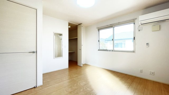 ルーエ　Ⅰ棟の居間・リビング