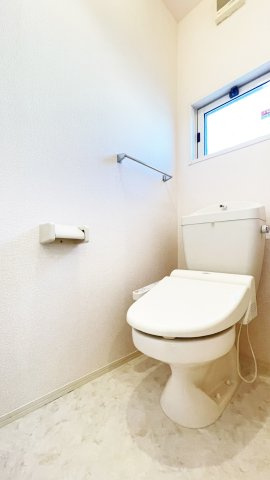 ルーエ　Ⅰ棟のトイレ