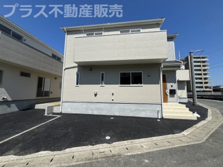 【外観】 | 現地写真。同じ物件を見るなら、プラス不動産販売にお任せ下さい。