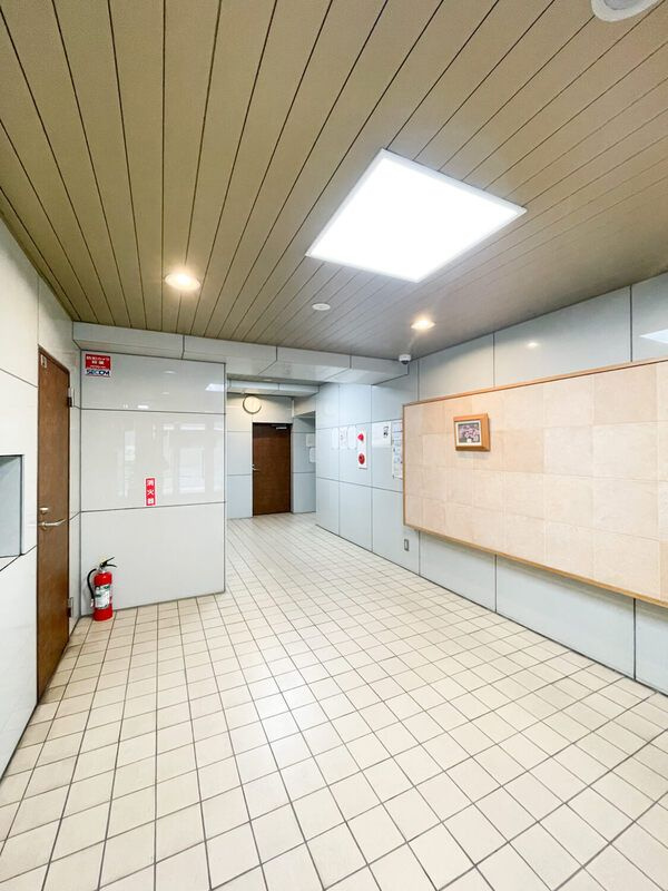 メゾン・ノアのエントランス