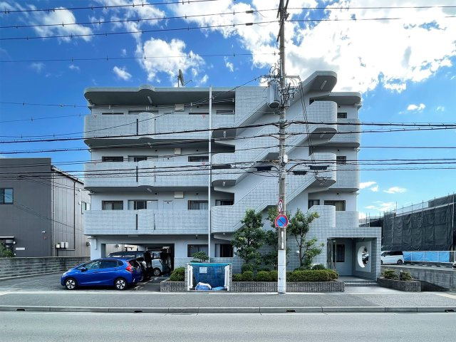 ファミール中野