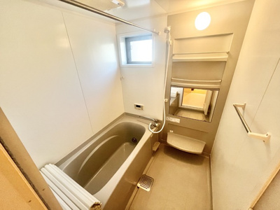 【浴室】 | メゾンド城東 | 浴室