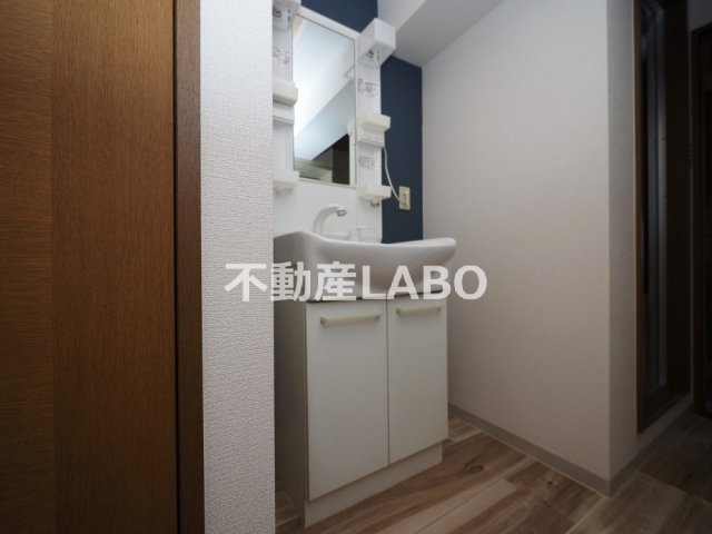 オレンジコート西心斎橋の洗面所