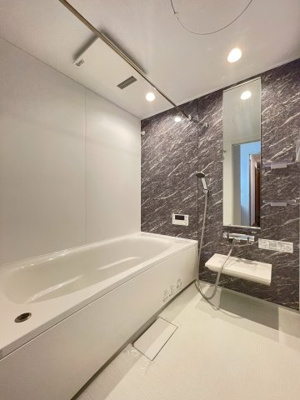 【浴室】 | エールデュボヌール