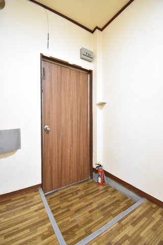 第ニ翡翠苑の玄関