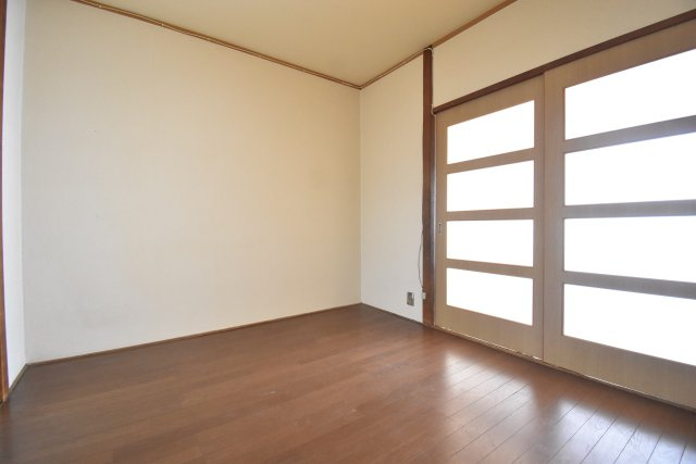 第ニ翡翠苑の洋室