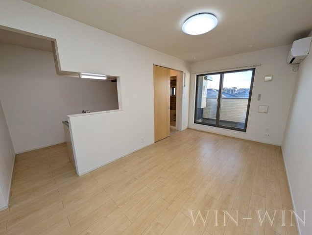 ゼフィロス北島の居間・リビング