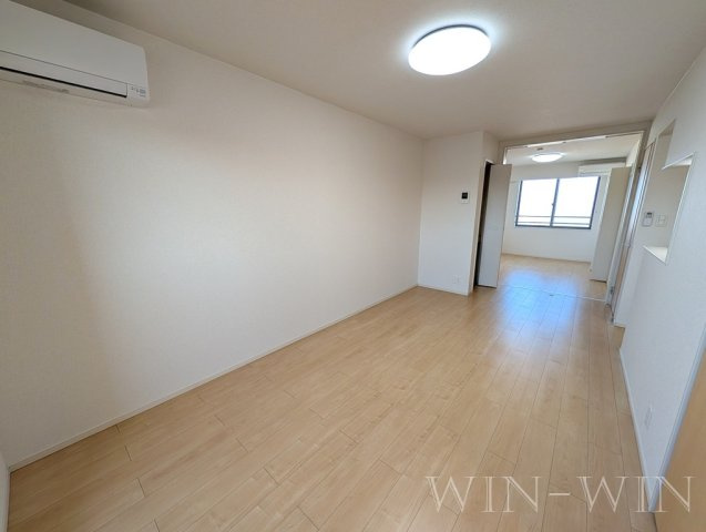 ゼフィロス北島の居間・リビング