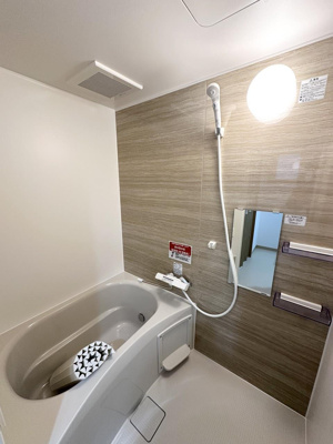 【独立洗面台】 | ユーミー高洲 | 見学会の写真。現況を優先します。