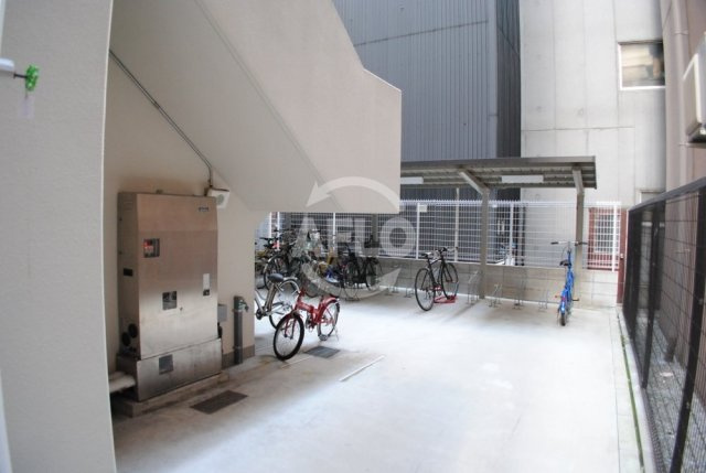 ベルフェリーク天満橋のその他共用部分|ベルフェリーク天満橋（旧名：アーバネックス天満橋）　駐輪場