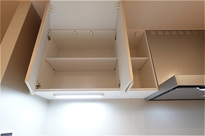 【キッチン】 | Re TORISIA南大通り | キッチン・上部収納棚