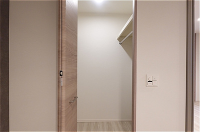 【収納】 | Re TORISIA南大通り | ウォークインクローゼット