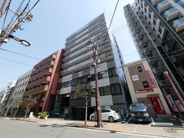 内外うつぼビルの外観