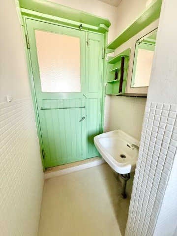 大蔵谷住宅の洗面所|忙しい朝には欠かせない洗面台♪