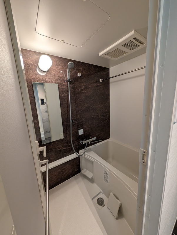 フィリップ大島の浴室